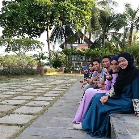 Homestay Ala Riverview Lodge Kota Bharu Exterior photo