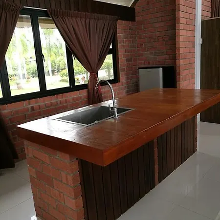 Homestay Ala Riverview Lodge Kota Bharu Exterior photo