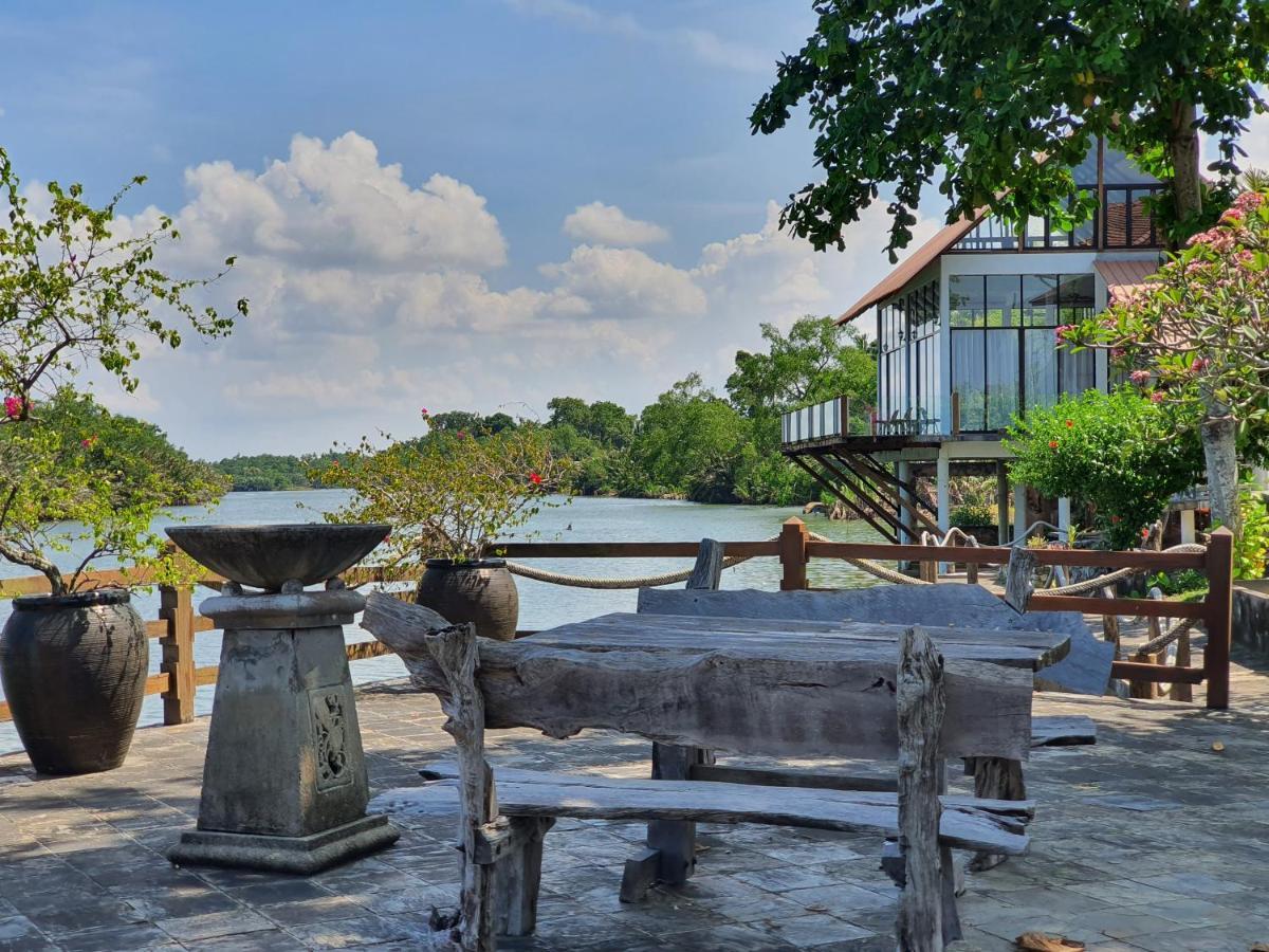 Ala Riverview Holiday home *