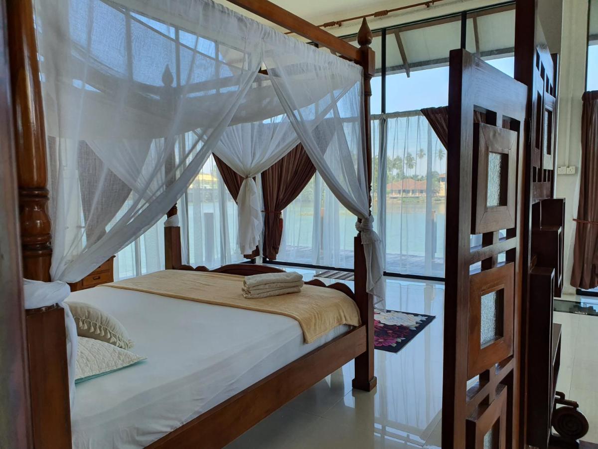Ala Riverview Holiday home *